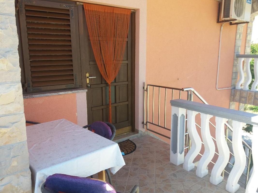 Apartment Visnja -Near Queen Beach Nin Exterior foto